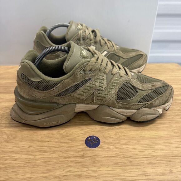 New Balance 9060 Covert Green Dark Stoneware U9060JGC Men's Size 9 Women's 10.5 - Picture 2 of 5